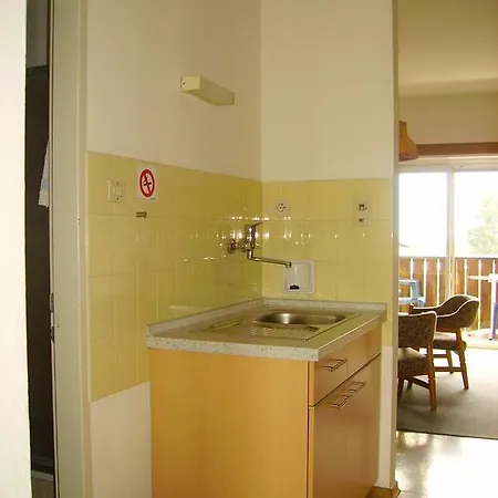 Ξενοδοχείο με διαμερίσματα Bichler 2*